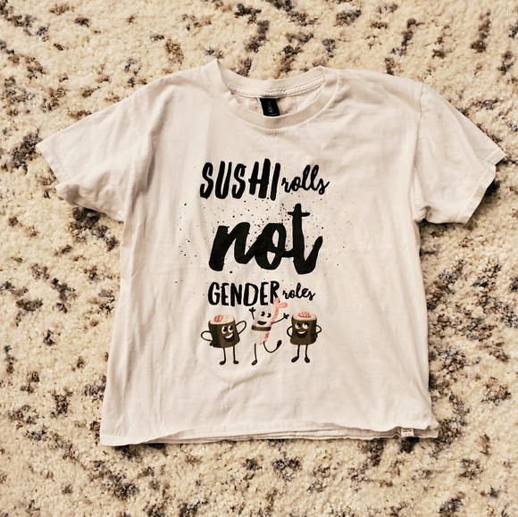 SUSHI | 🍣 gender roles t-shirt - Picture 1 of 2